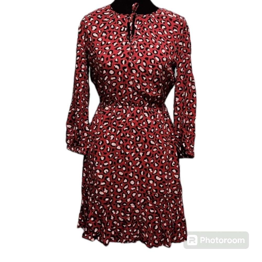 Old Navy - red/cream long sleeve Animal Print leopard dress XS